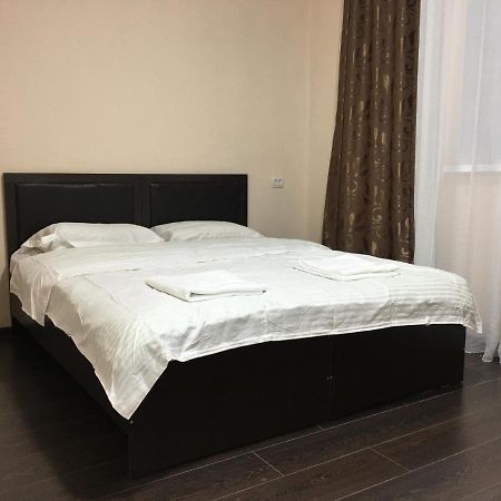 ADI hotel Bisjkek Buitenkant foto