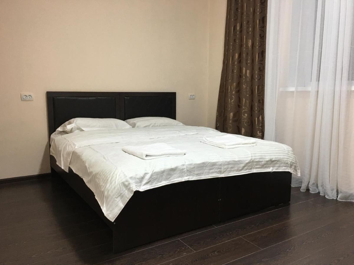 ADI hotel Bisjkek Buitenkant foto