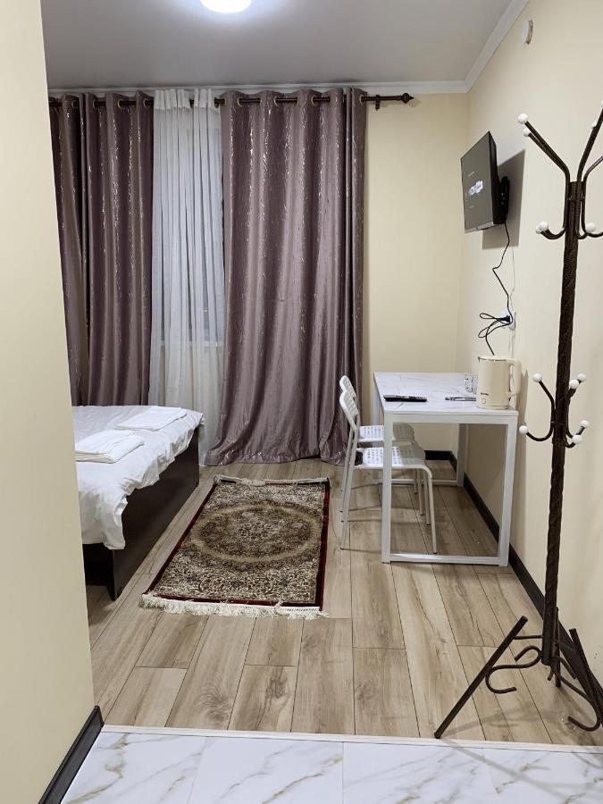 ADI hotel Bisjkek Buitenkant foto